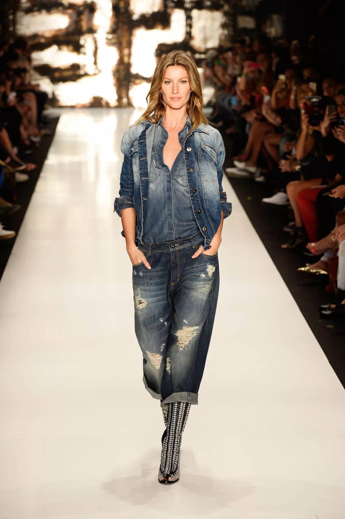 Colcci - Runway - SPFW Winter 2015