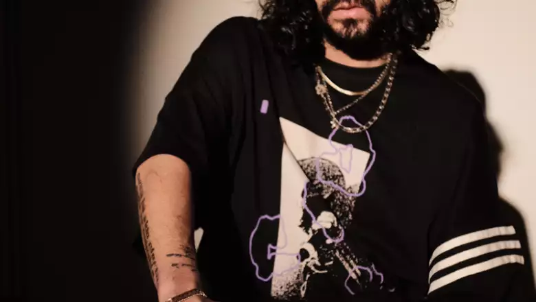 Tony Delfino y Tino el Pingüino