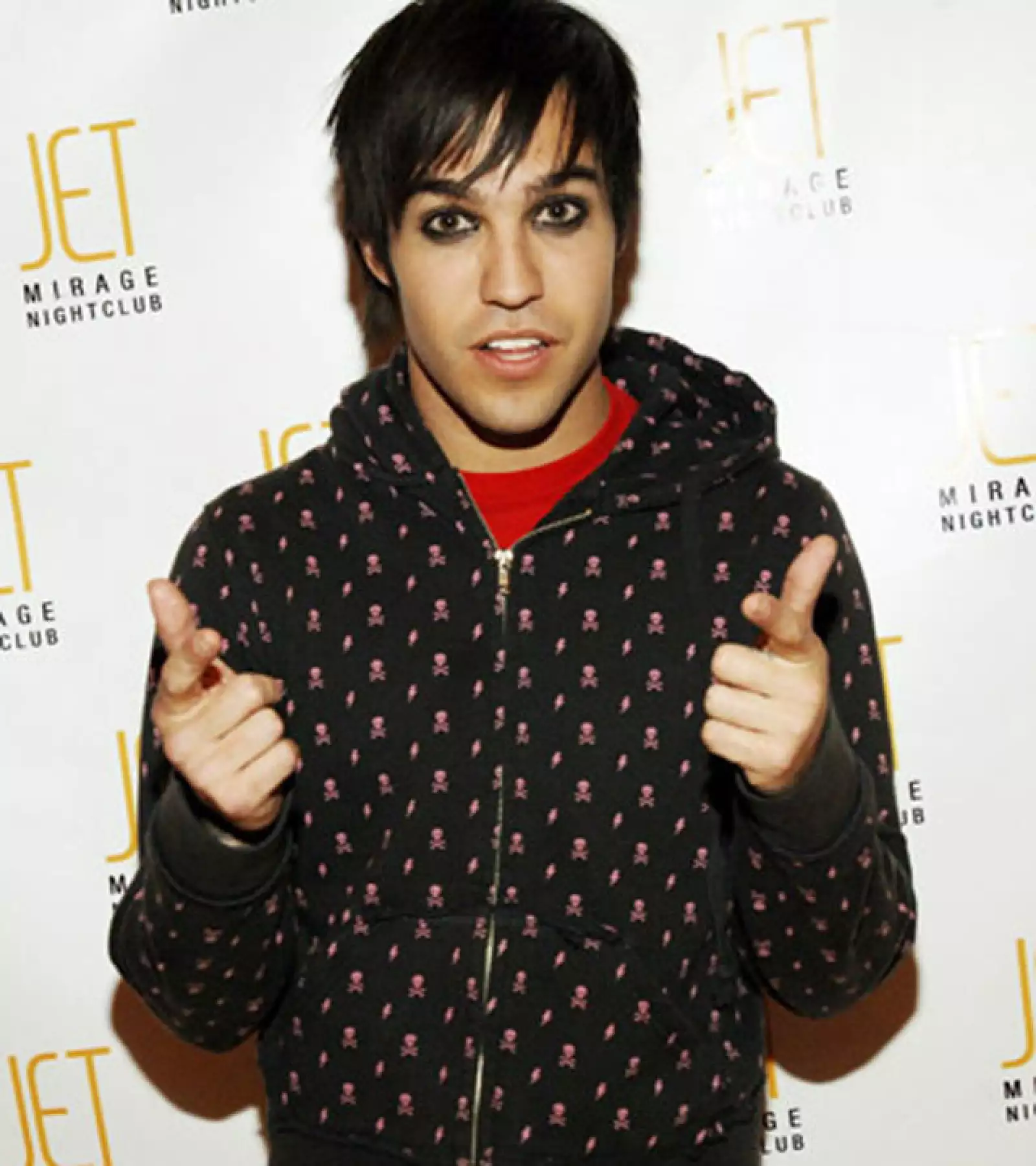 El ex de Ashlee Simpson, Pete Wentz de la banda Fall Out Boy tuvo una época en la que no dejaba el delineador en casa.