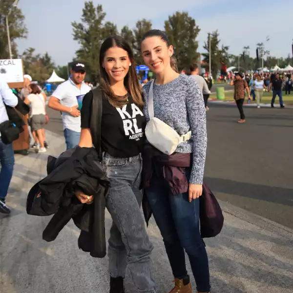 Paulina y Valeria Ellis 