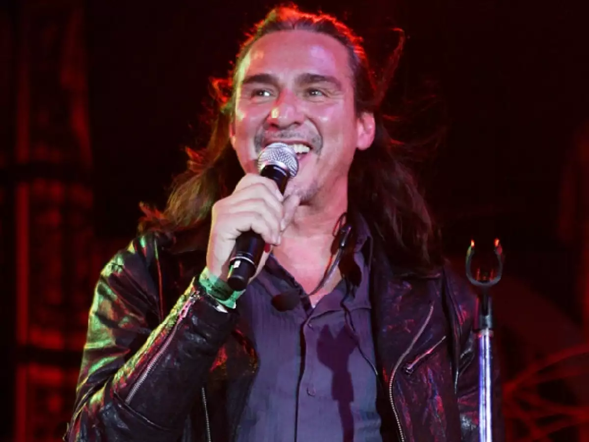 Pedro Damian presentó a la ex RBD.