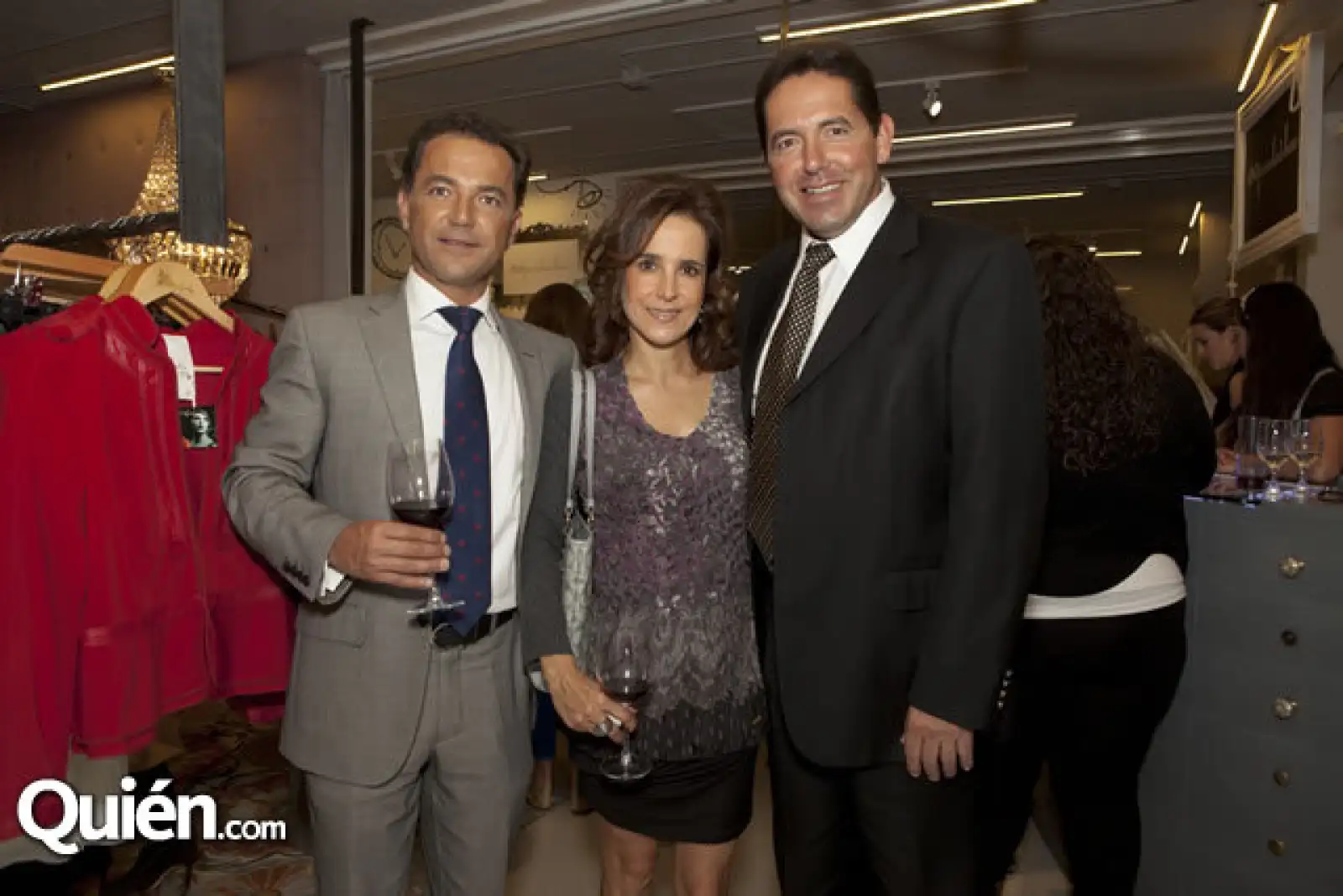 Gustavo Maldonado,Claudia Paullada,Alejandro Figueroa