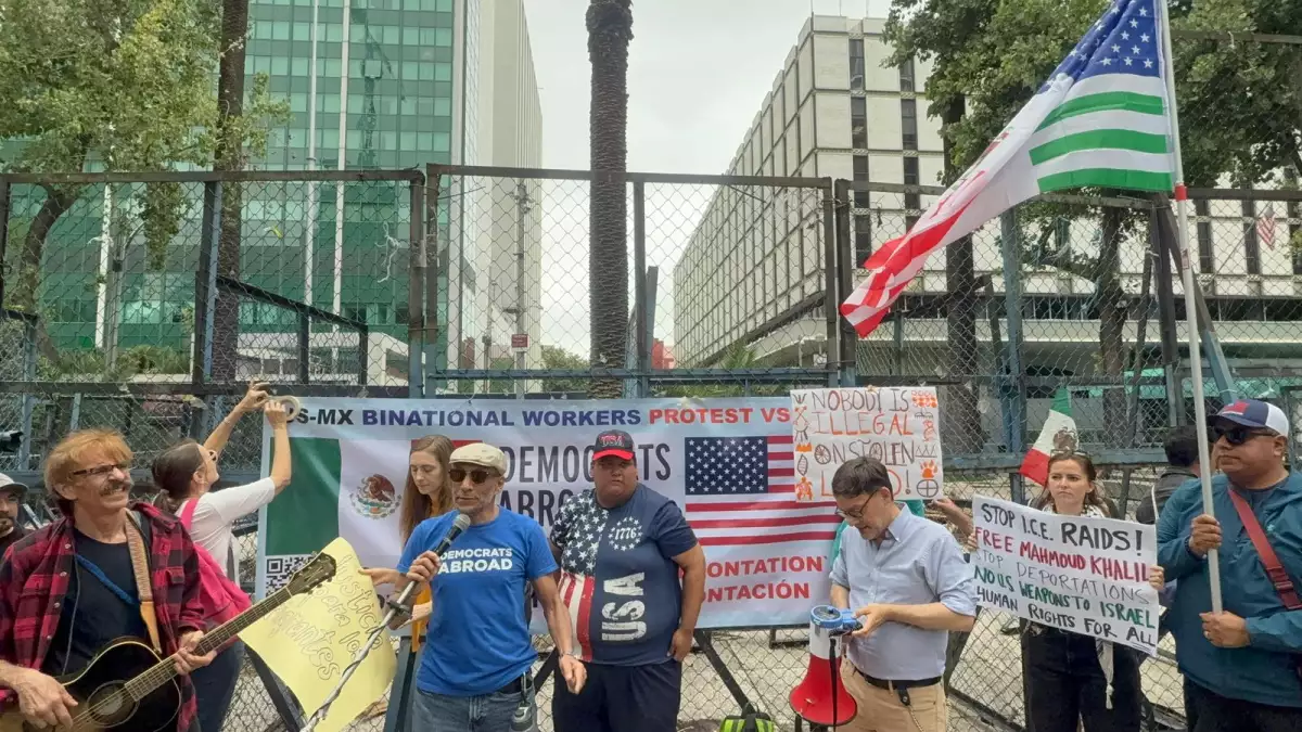 Protesta en CDMX contra las detenciones de migrantes en Estados Unidos