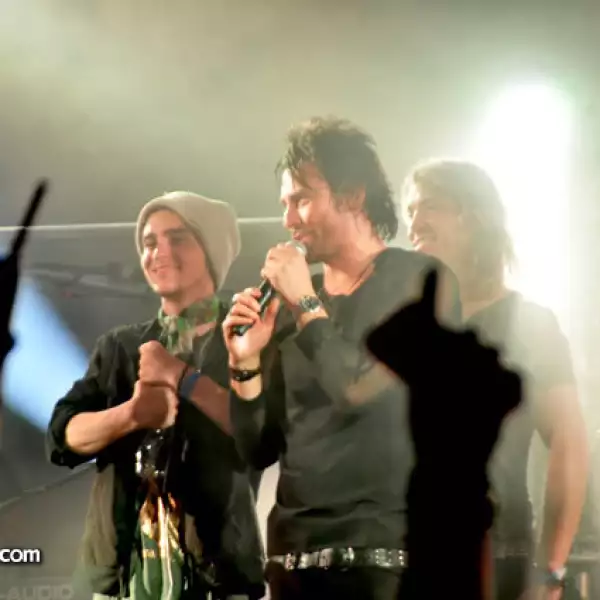 Beto Cuevas en el Woodstock Valle