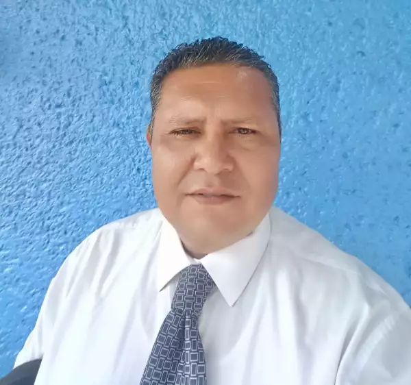 Alejandro Ruiz Nava.