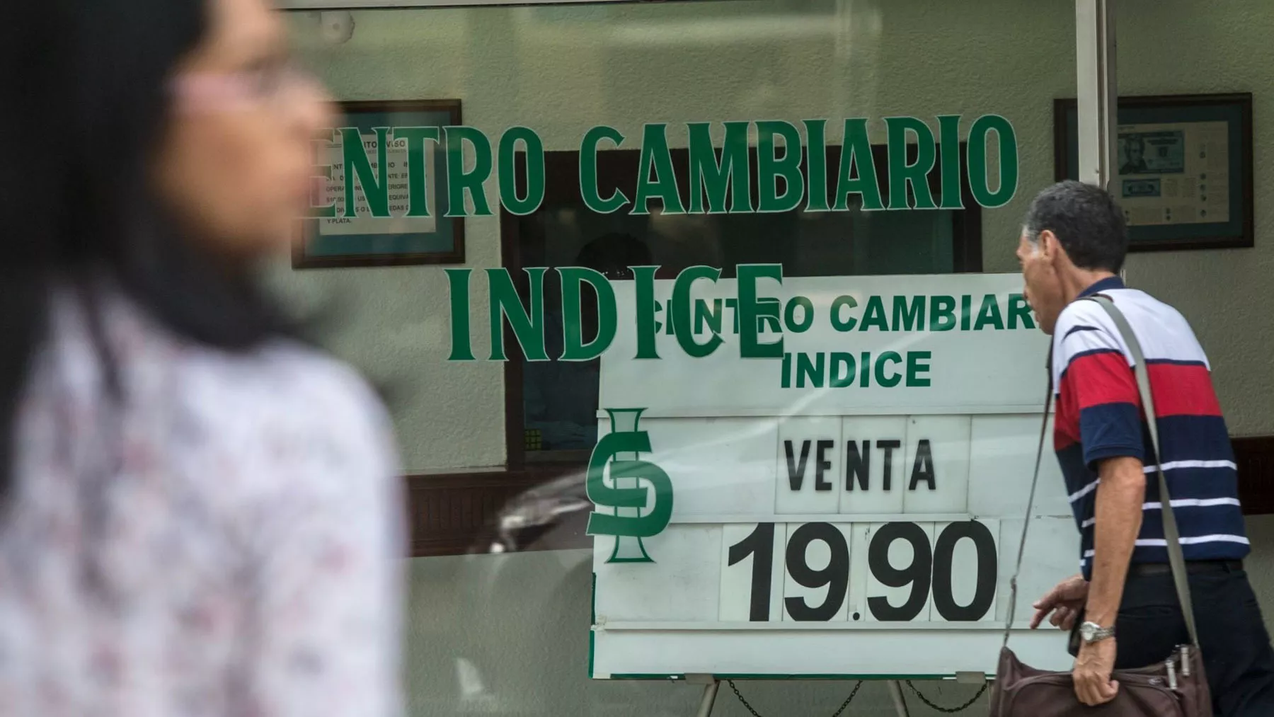 Menor aversión al riesgo hace avanzar al peso