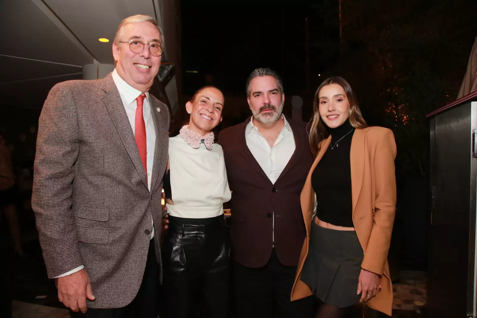 eduardo-marcela-coleman-con-tomas-de-la-hoz-y-camila-segura