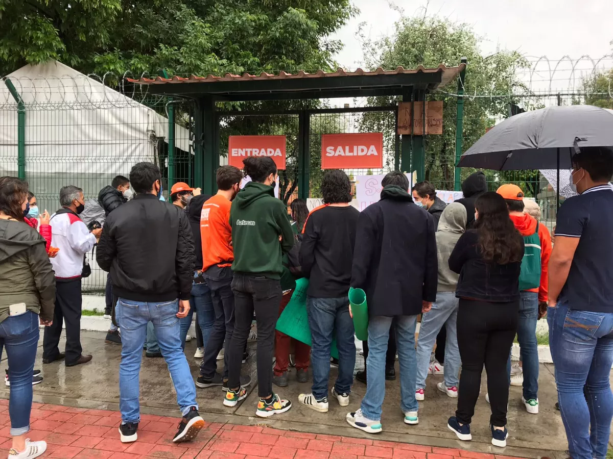 Estudiantes exigen que se retire la policía de la UDLAP