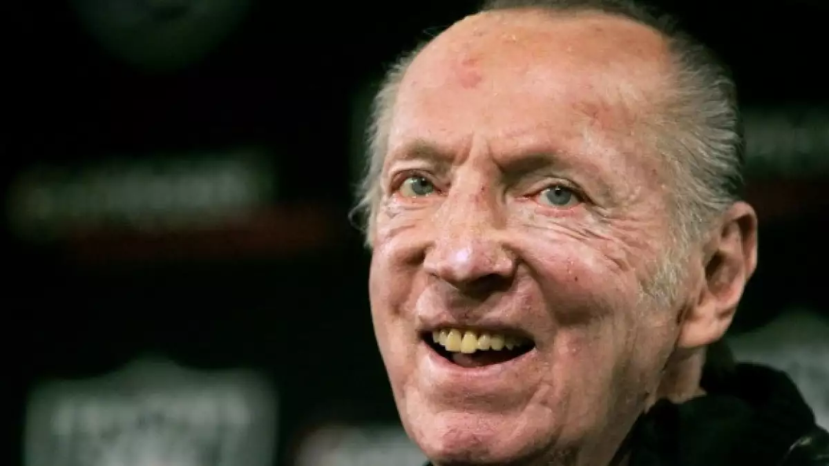 dueño de los raiders