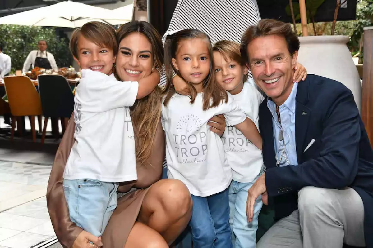 Fernando Landeros jr, Paola Albarrán,Natalia landeros, Pablo Landeros y Fernando Landeros