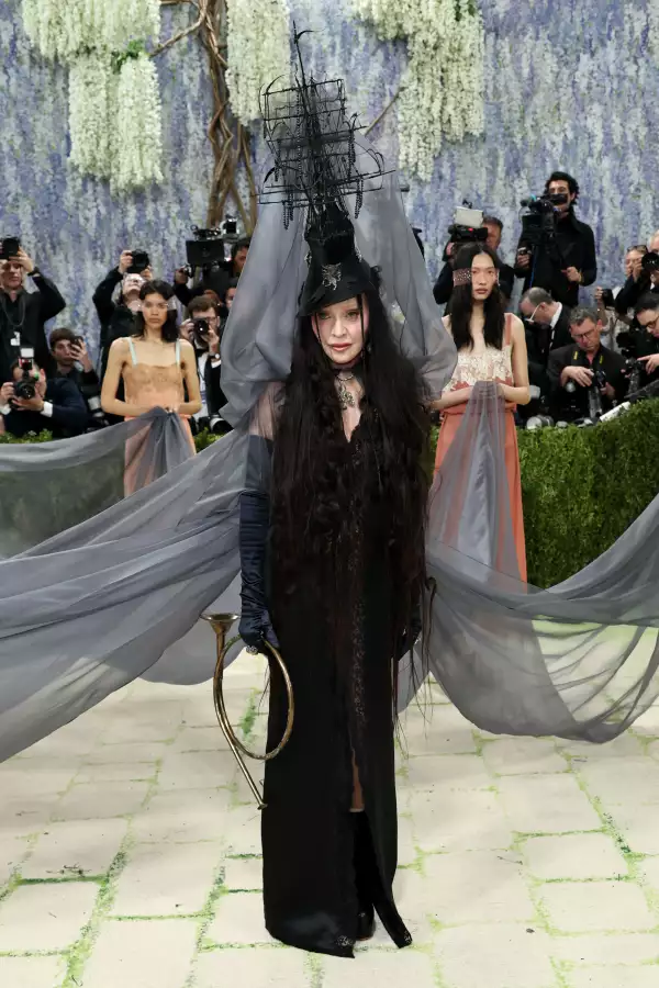 Maddona en Saint Laurent