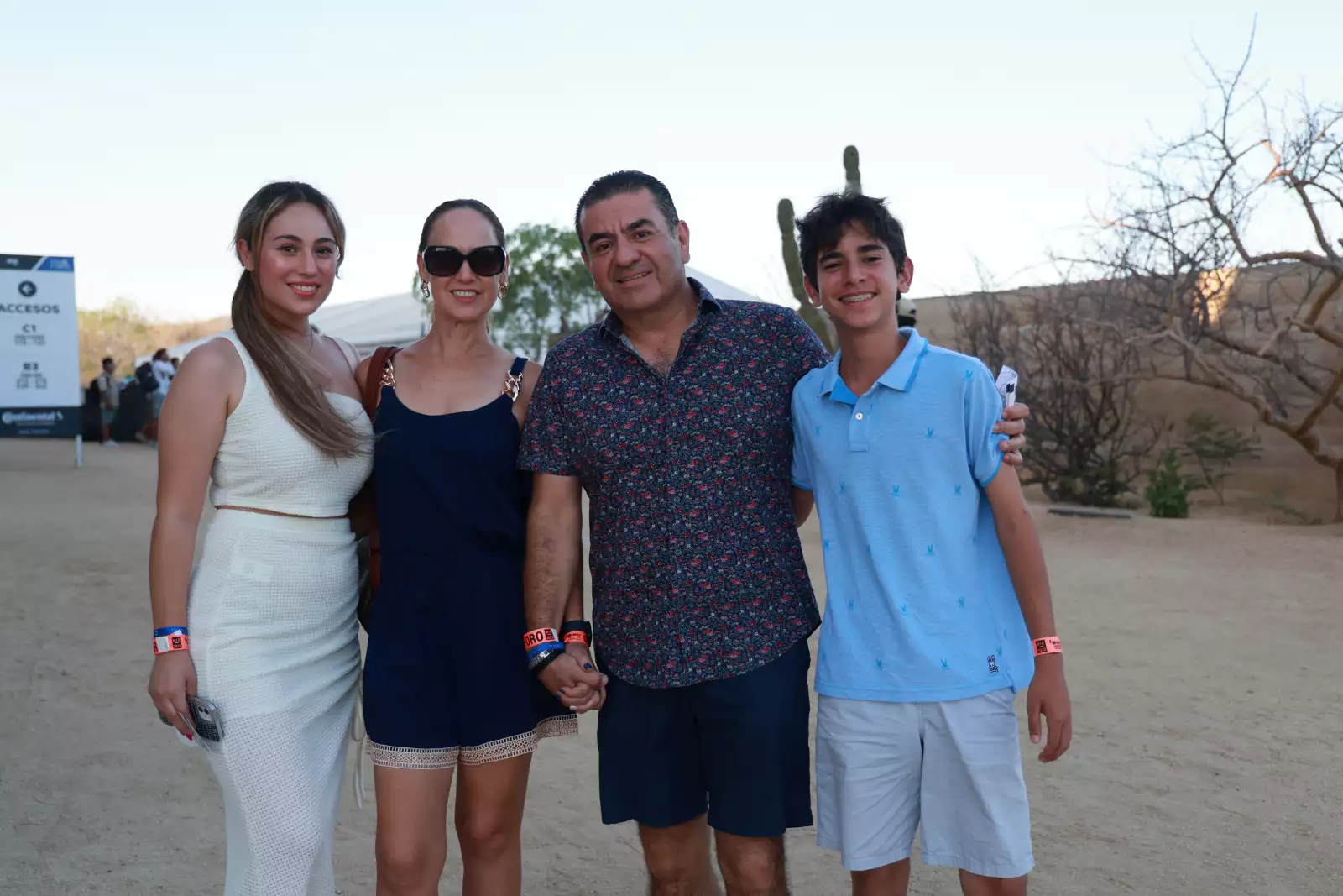 Maura , Minerva , Mauricio y Nicolás Ruiz 