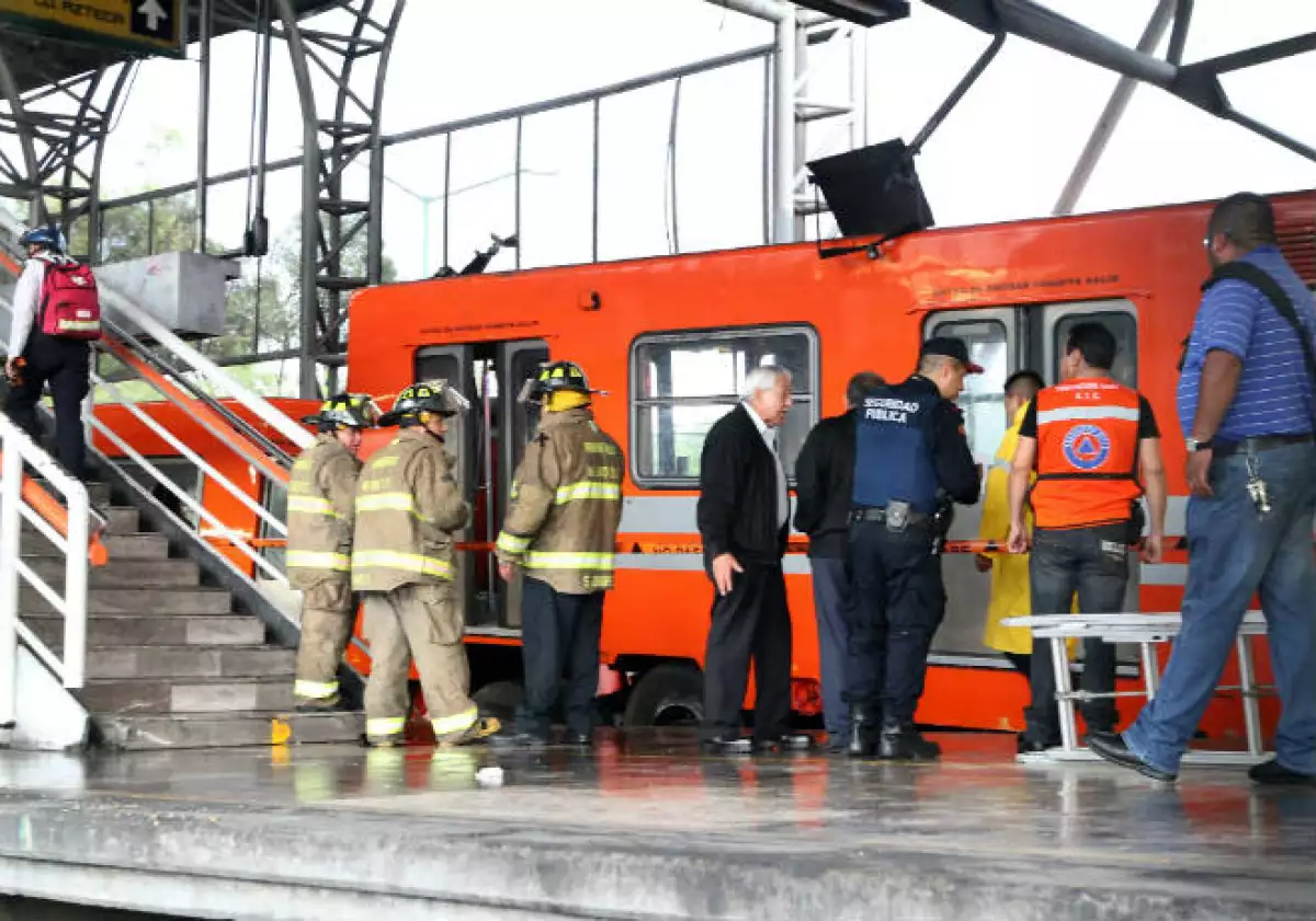 Choque de trenes del Metro en la estación Oceanía