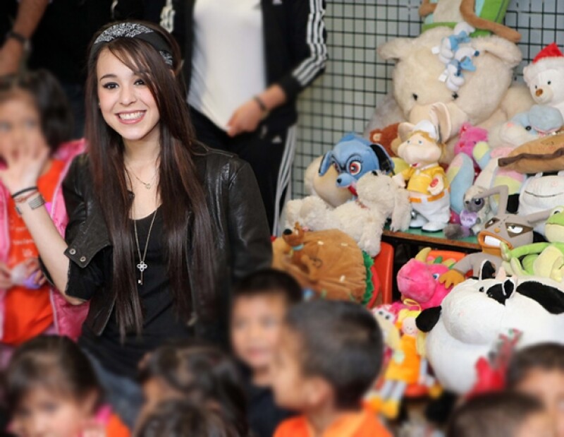 Los niños no podían creer que Danna estuviera con ellos.