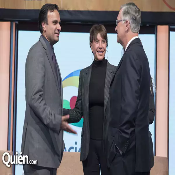 Abhijit Pawar, Elisa Salinas, Ricardo Salinas Pliego