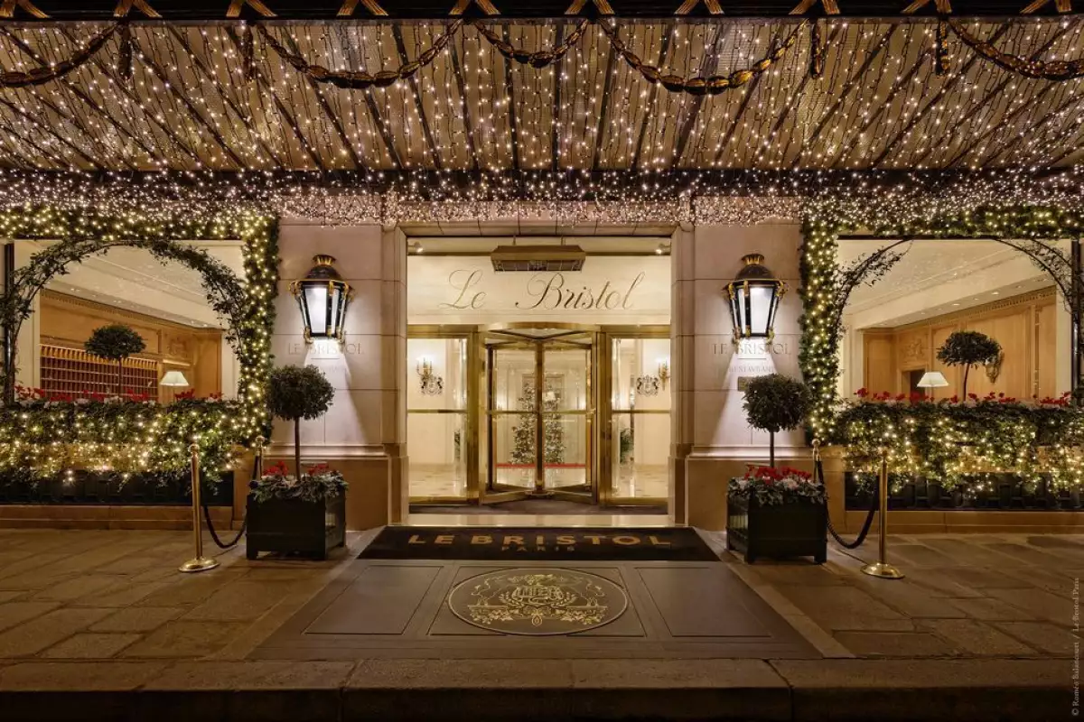 Le Bristol París 