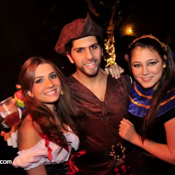 Cata Poblete,Steven Handal y Nena Tafich