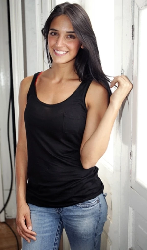 Bárbara de Regil realiza su primer protagónico en la serie Bajo el alma.