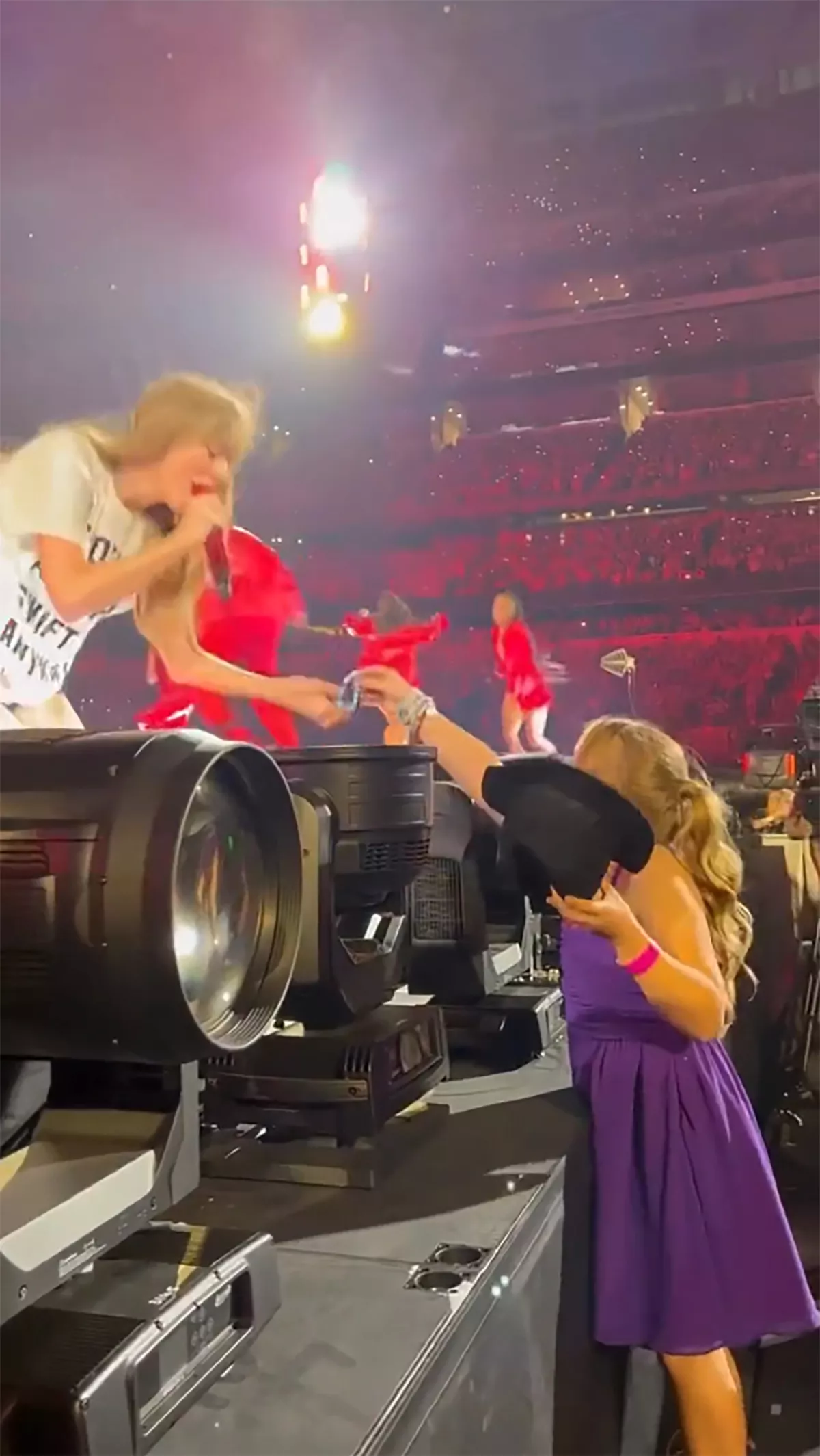 Taylor Swift y Gracie Elliot Teefey