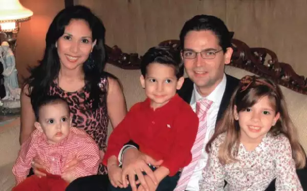 La familia iba los fines de semana al cine y a comer a algún restaurante en el que los niños pudieran jugar.