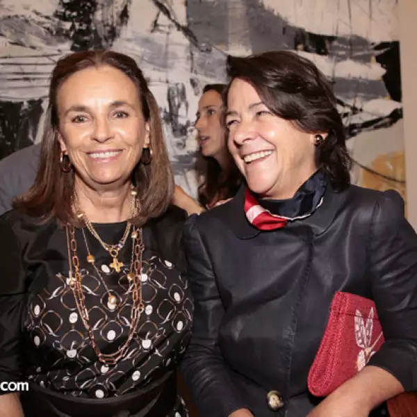 Tita Vega y Gloria Beaste