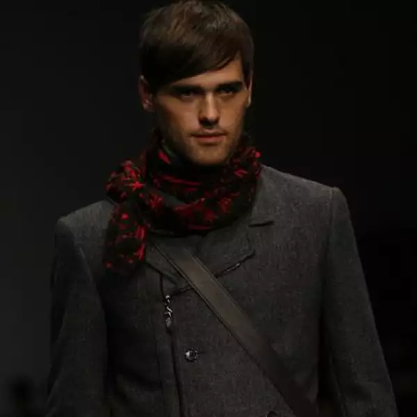 Desfile Pineda Covalin