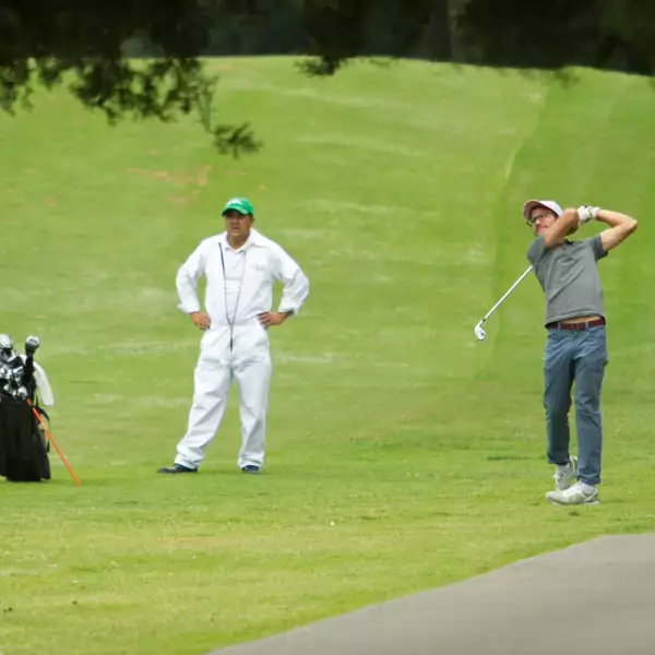Primer torneo de masters de golf by Maestro Dobel