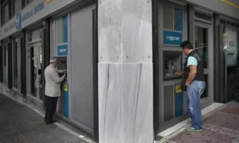 El sistema bancario griego depende de la liquidez del Banco Central Europeo. (Foto: Reuters)