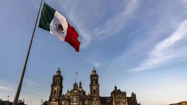 Hacienda factores externos crecimiento económico México