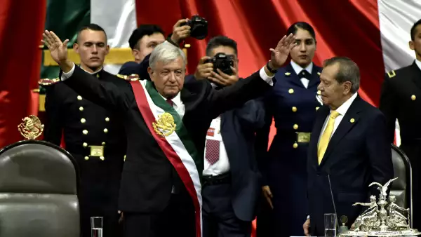 Primer mensaje. Tras recibir la banda presidencial, López Obrador dio un discurso ante diputados, senadores y cientos de invitados.