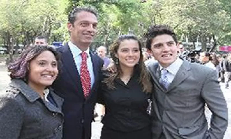 La fundación Carlos Slim ha beneficiado a más de 30 millones con programas de educación, salud, desarrollo económico. (Foto: Notimex )