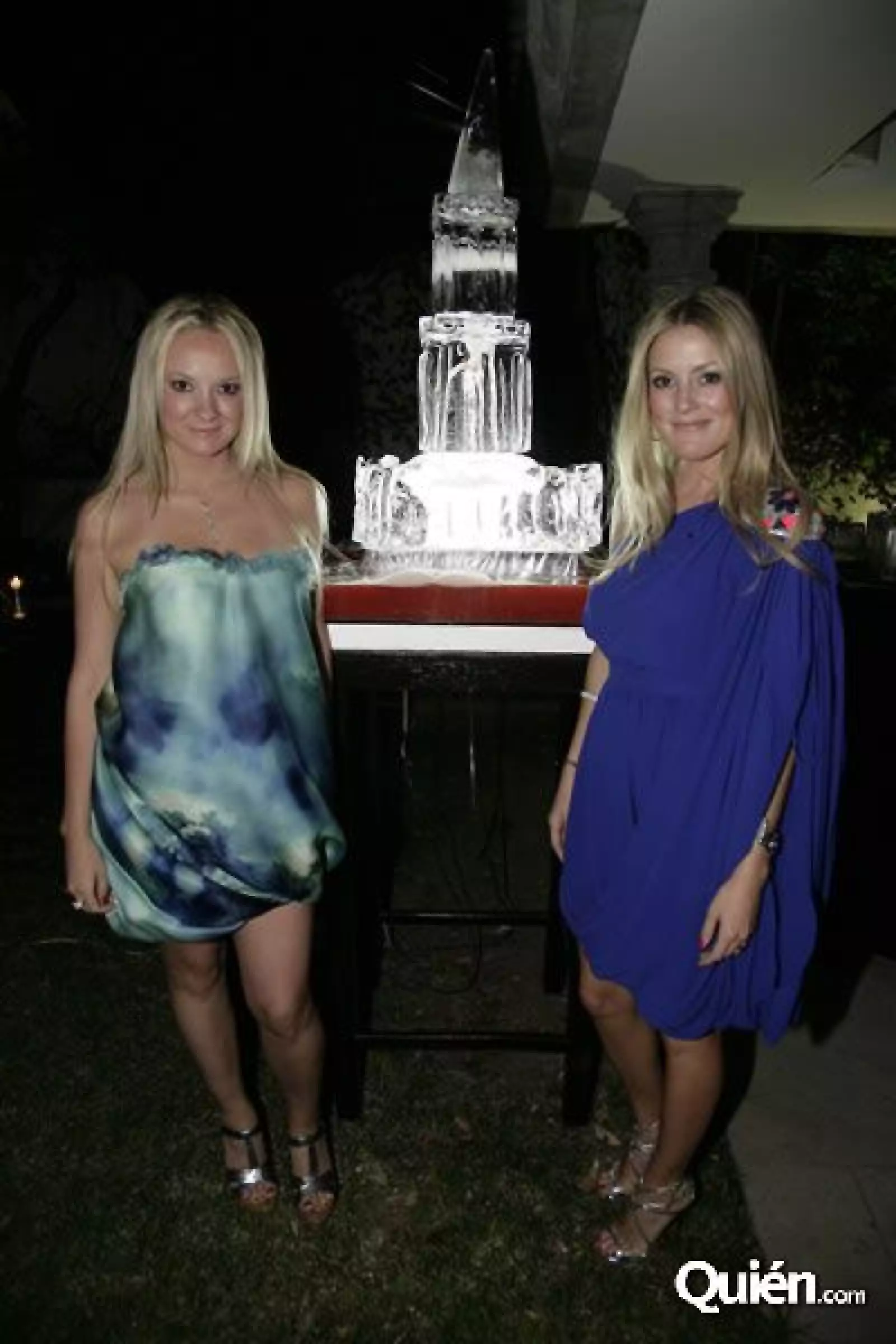 CUMPLE SONIA Y ANA LOURDES