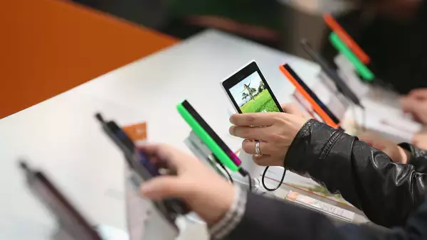 La firma ahora creará teléfonos y tablets con el sistema operativo Android de Google.