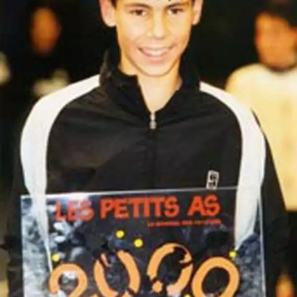 Aquí a los 14 años, cuando ganó el campeonato mundial “Les Petitts As” en Francia.