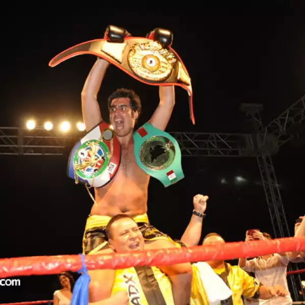 Pelea de box entre Gabriel Soto vs Marcus Ornellas y Miguel Torruco vs Antonio de la Vega