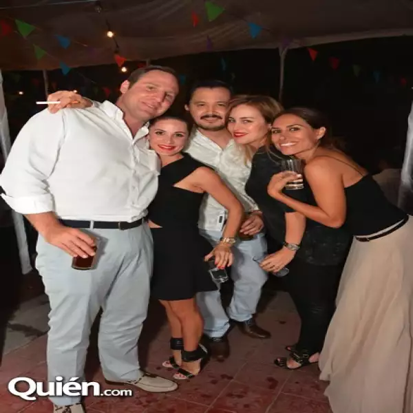 Gino Gerini,Magda Aviña,Javier Orendain,Vero Tostado,Janny Rizo