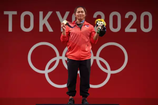 Weightlifting - Olympics: Day 3