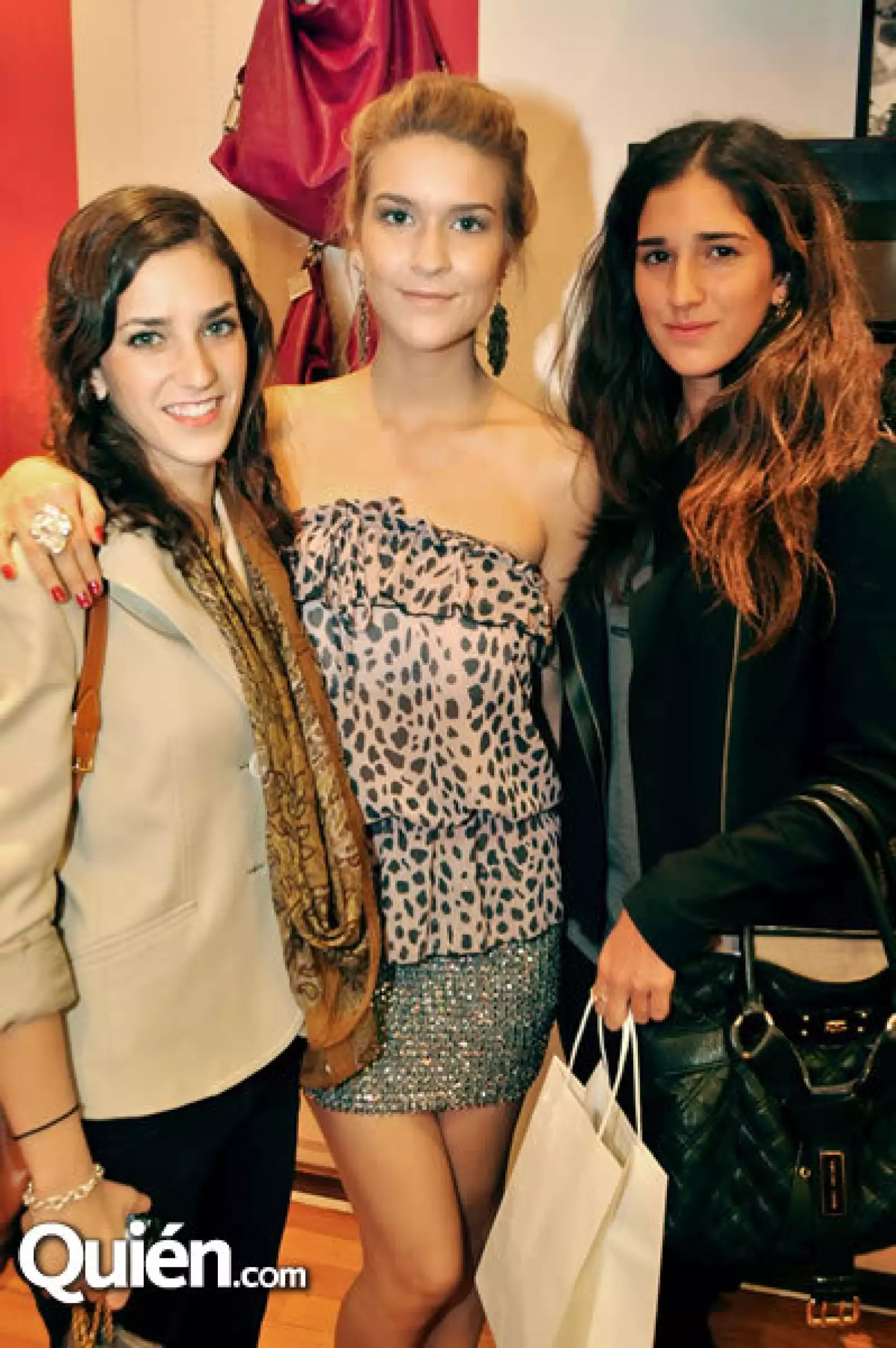 Andrea Fernández,Isabel Jaime y Patricia Garza