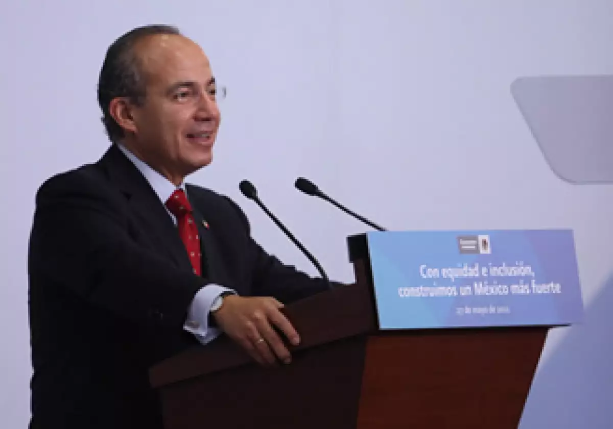 El presidente explicó que esta ley servirá para evitar la discriminación hacia las personas con discapacidades. (Foto: Cortesía Presidencia de la República)