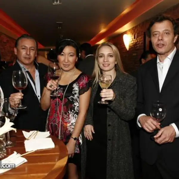 Graciela Ventura,Alejandro Gómez Oropeza,Tomoe Haschimoto,Ana Adalid,Giuseppe Alia