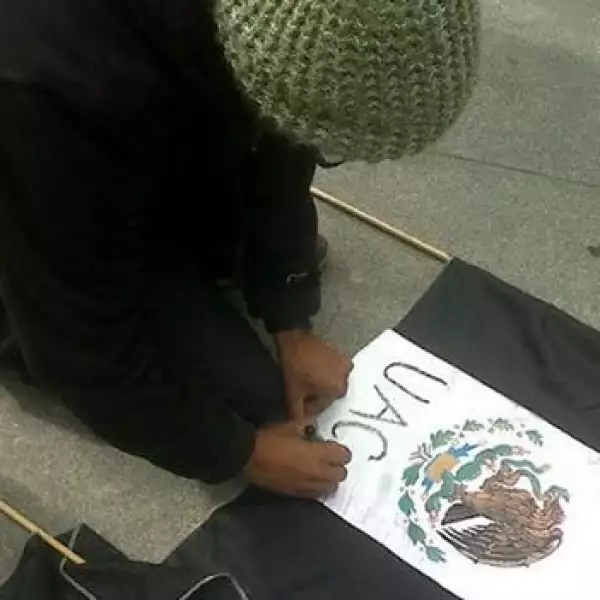 Estudiantes y organizaciones protestan en el grito de EPN