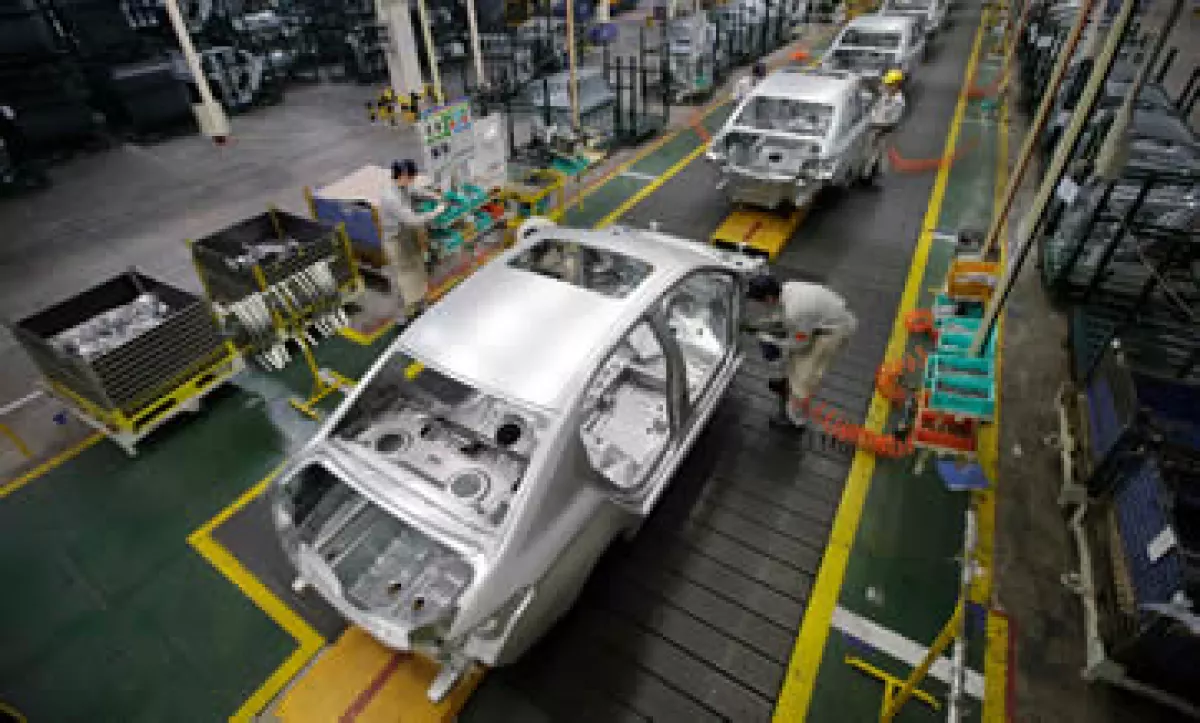 Con el acuerdo la familia Peugeot perderá el control de la compañía. (Foto: Reuters)