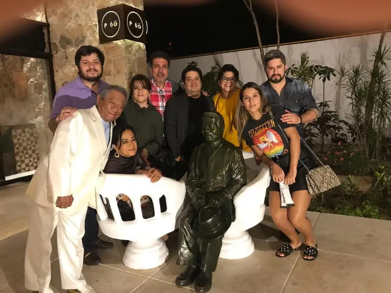 armando-manzanero-familia.jpg