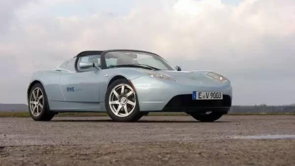 Tesla Roadster
