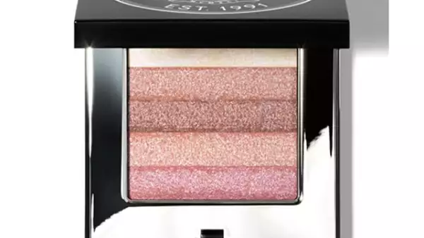 Bobbi Brown: Shimmer Brick, Pink: Edición limitada que ilumina de manera ligera ojos y pómulos para un rostro natural y radiante. 800 pesos.