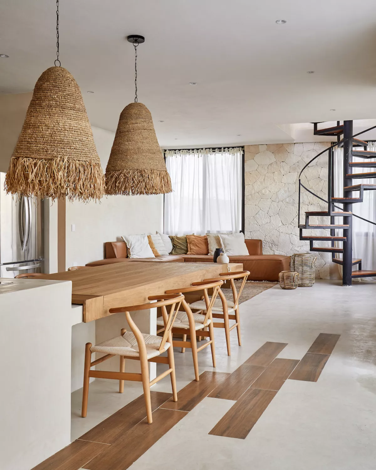 Alejandra Bustillos.jpg