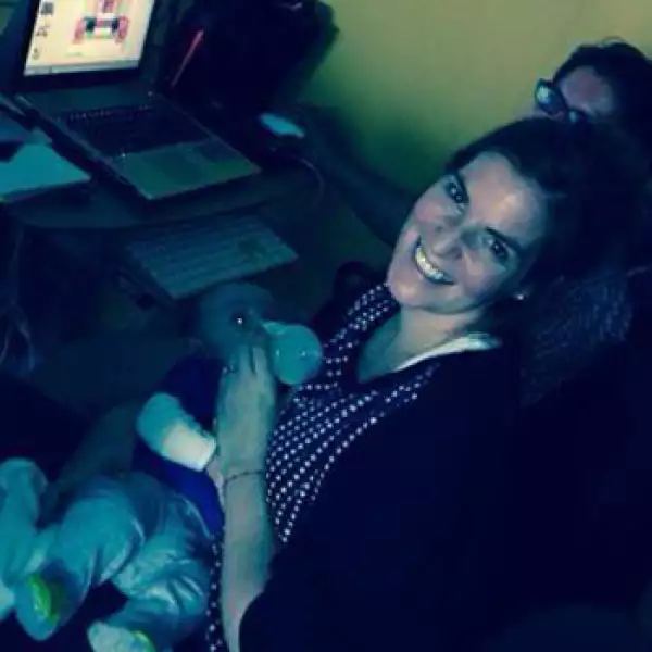 Foto: Twitter.com/angietaddei