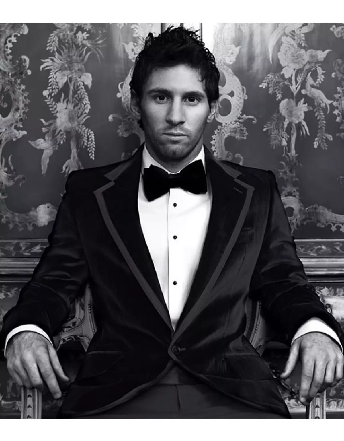 Lionel Messi fue fotografiado por Domenico Dolce para el libro Dolce & Gabbana.