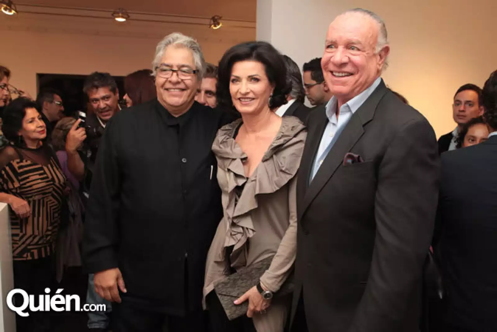 Sebastián, Gaby Vargas y Pablo González Carbonell