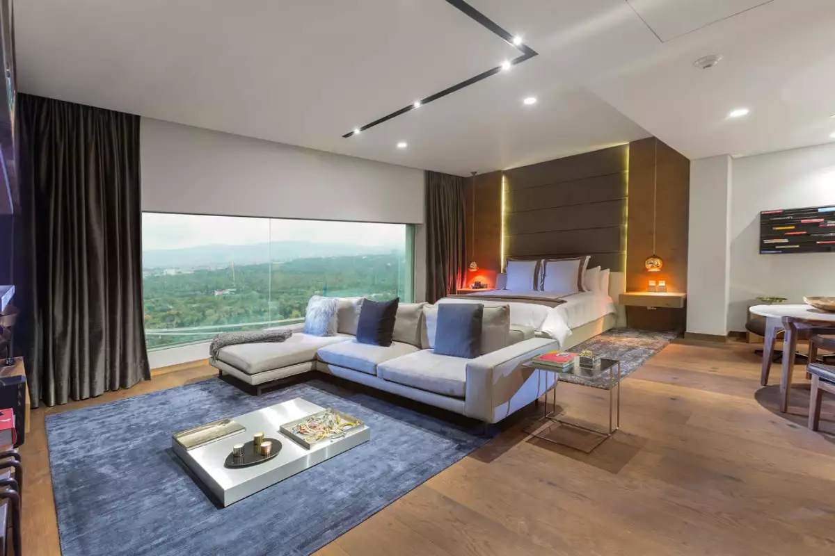 VISTA PARCIAL HABITACIÓN.jpg